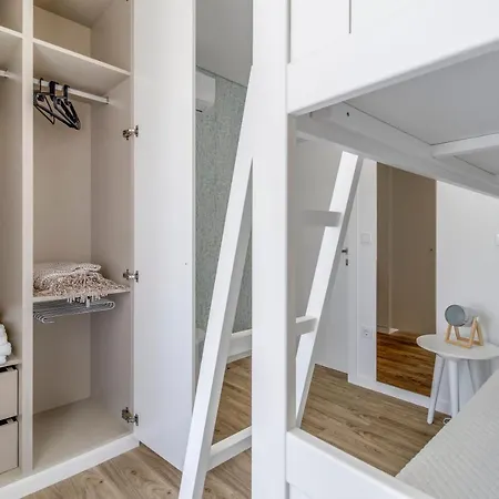 Rua Da Apartamento *